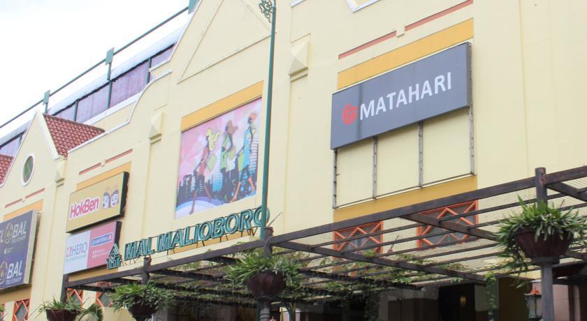 Ibis Malioboro Ξενοδοχείο Γιογκιακάρτα Εξωτερικό φωτογραφία