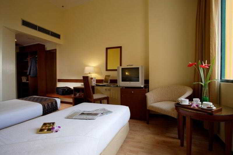 Ibis Malioboro Ξενοδοχείο Γιογκιακάρτα Εξωτερικό φωτογραφία
