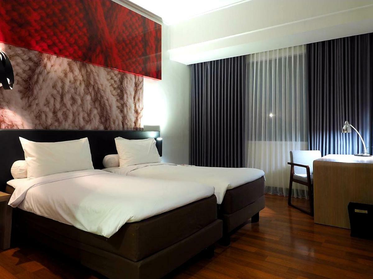 Ibis Malioboro Ξενοδοχείο Γιογκιακάρτα Εξωτερικό φωτογραφία